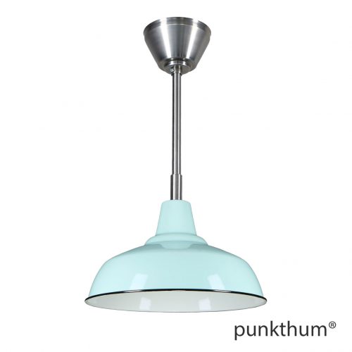 Hellgrüne Fabriklampe, Emaillelampe mit Stahlrohr-Aufhängung und Baldachin.