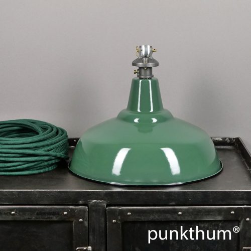 Dunkelgrüne Emaillelampe, Industrielampe mit Stahlguss-Aufhängung und grünem Textilkabel.