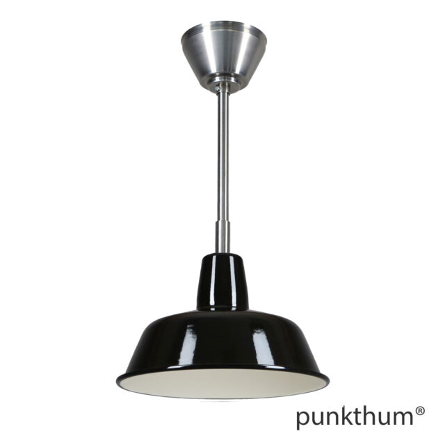 Schwarze Fabriklampe, Emaillelampe, mit Stahlrohr-Aufhängung und Baldachin, Innenseite.